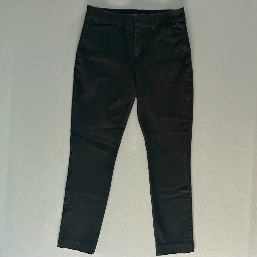 Old Navy Black High-Rise Pixie Pants Spring Trend Size 6